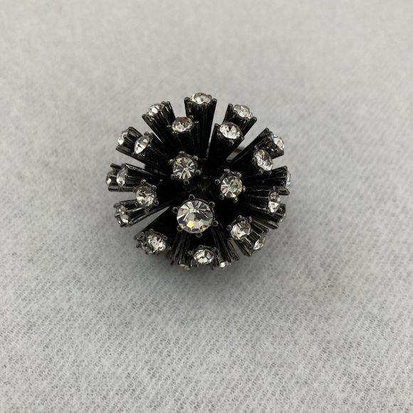 Statement Costume Ring - Picture 3 of 7